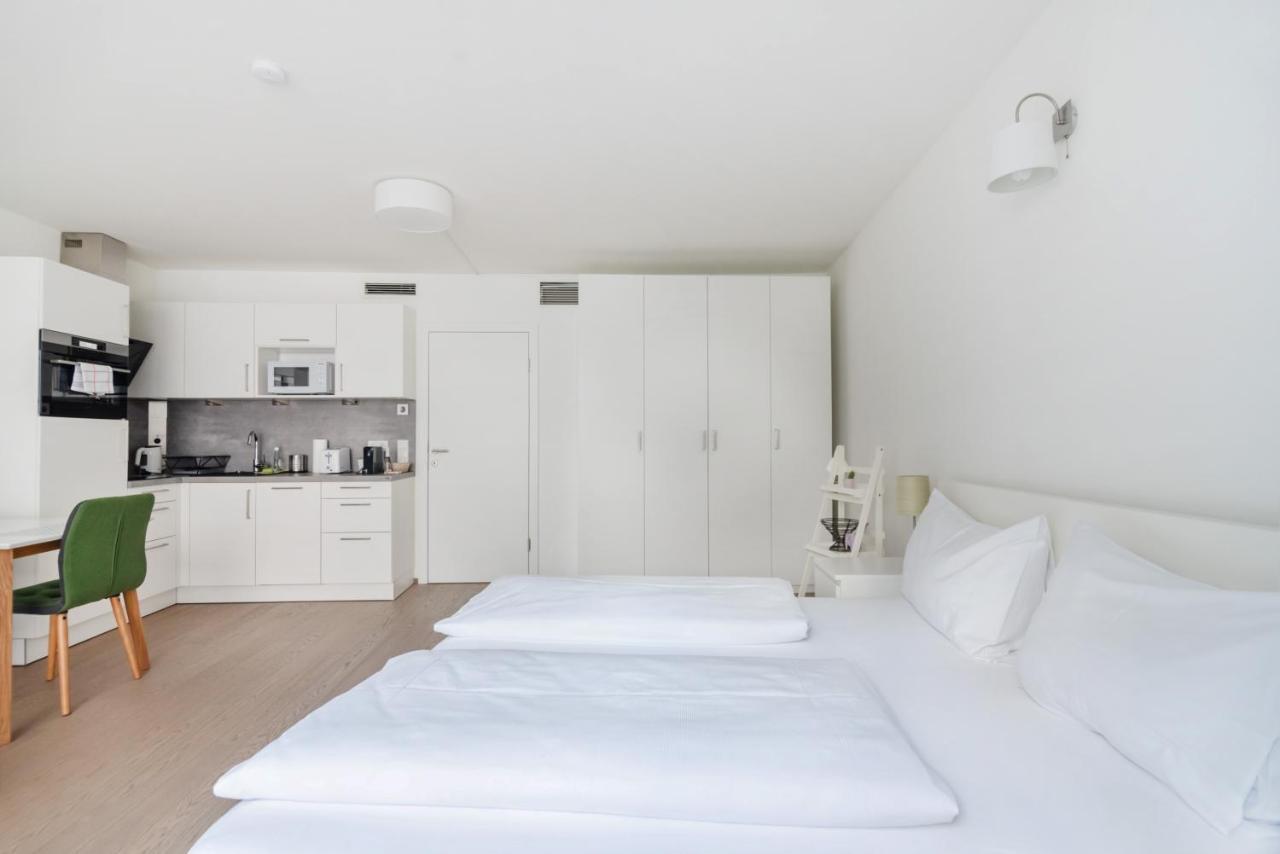 Quiet And Cozy Next To Mariahilfer Strasse And Naschmarkt With Ac, Minimum 30 Nights Apartament Wiedeń