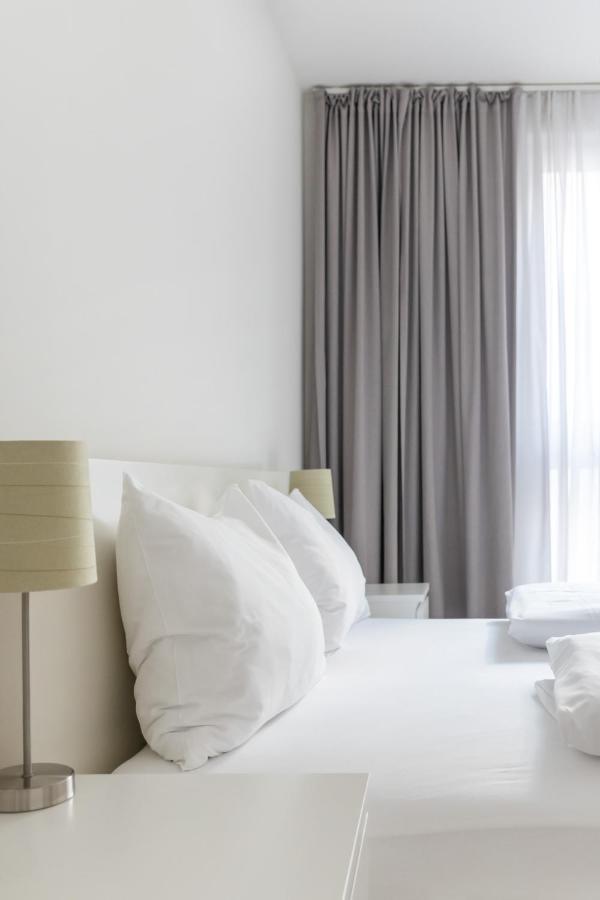 Quiet And Cozy Next To Mariahilfer Strasse And Naschmarkt With Ac, Minimum 30 Nights * Wiedeń
