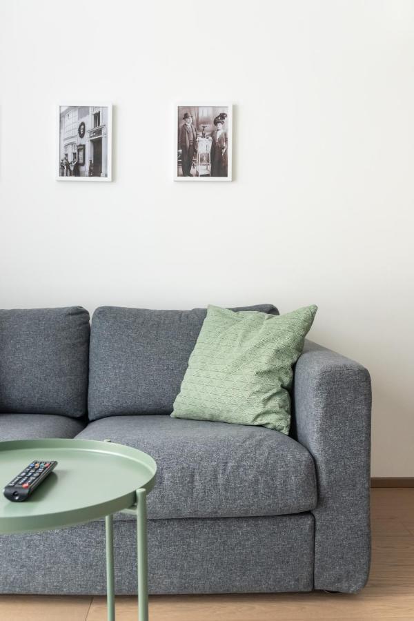 Apartament Quiet And Cozy Next To Mariahilfer Strasse And Naschmarkt With Ac, Minimum 30 Nights