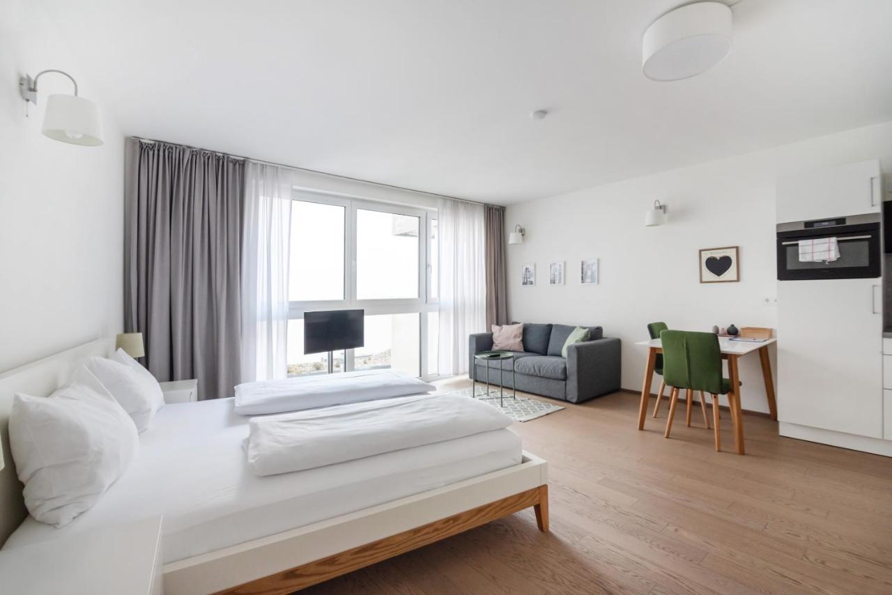 Quiet And Cozy Next To Mariahilfer Strasse And Naschmarkt With Ac, Minimum 30 Nights Apartament