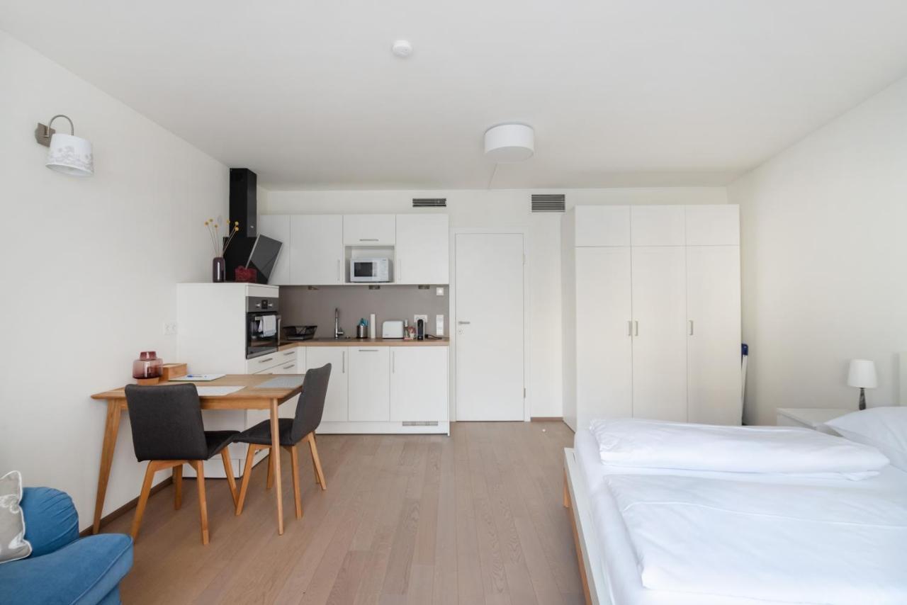 Apartament Quiet And Cozy Next To Mariahilfer Strasse And Naschmarkt With Ac, Minimum 30 Nights
