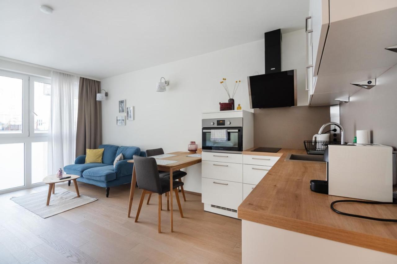 Quiet And Cozy Next To Mariahilfer Strasse And Naschmarkt With Ac, Minimum 30 Nights Apartament Wiedeń